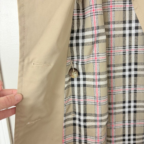 Vintage Classic Beige Double Breasted Trench Coat Plaid Lining Womens L/XL  Prep - Picture 7 of 15